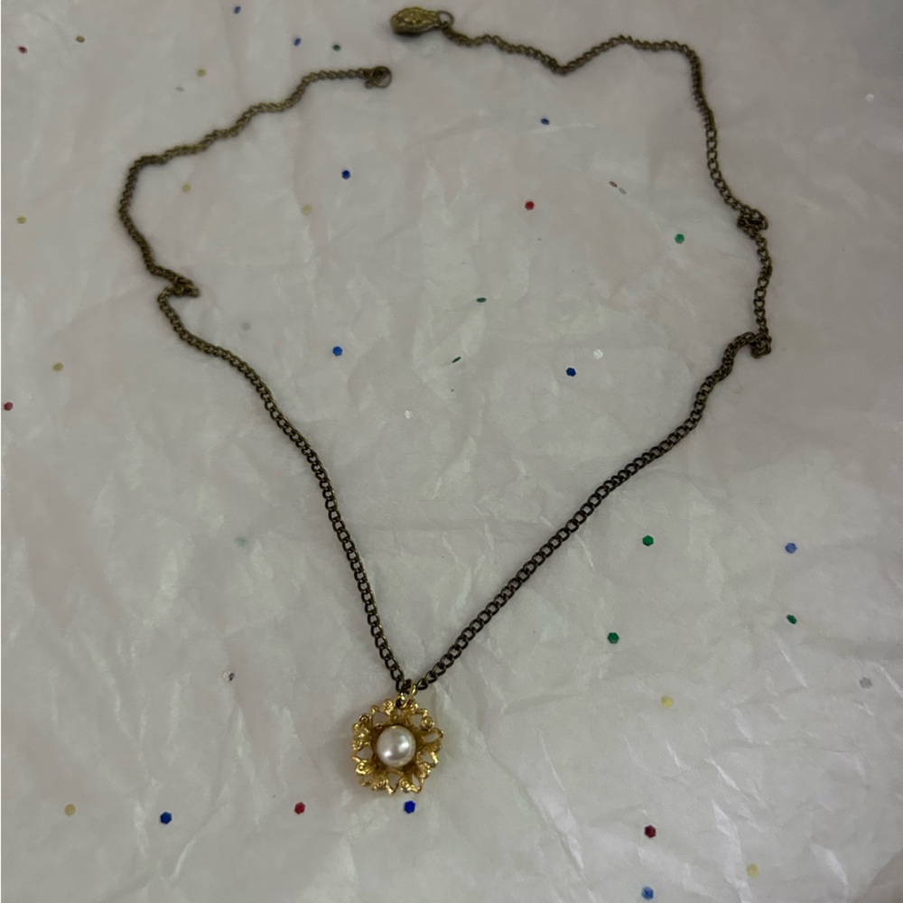 Antique Gold Pearl Pendant Necklace